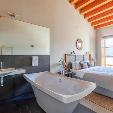 Country house Castell De La Solana