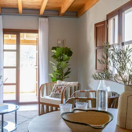 Castell De La Solana Country house